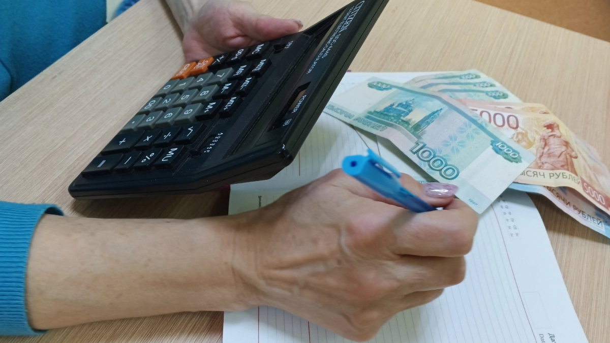 Коплю на безбедную старость по схеме 50/30/20 и ни в чем себе не отказываю - совет опытного финансиста