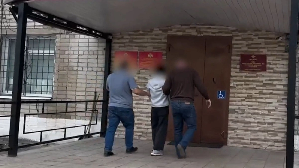 В Собинском районе задержали юношу, забравшего у пенсионерки 1,8 миллиона рублей