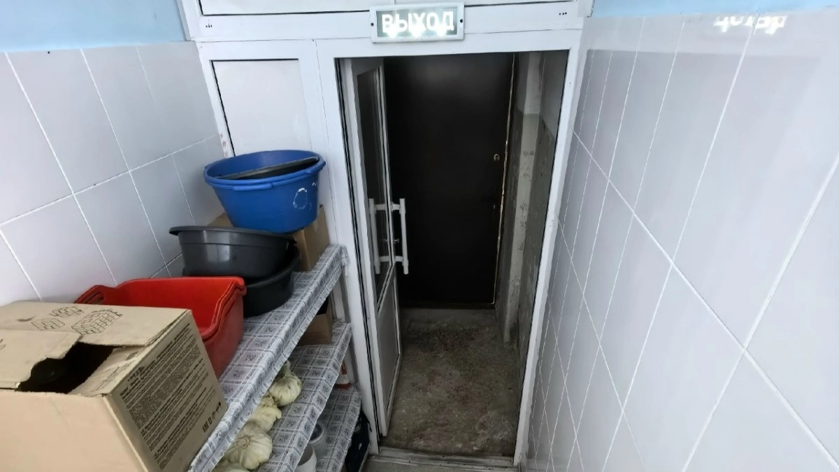 В детсадах Гороховецкого района нашли мясо без маркировки и трещины на стенах