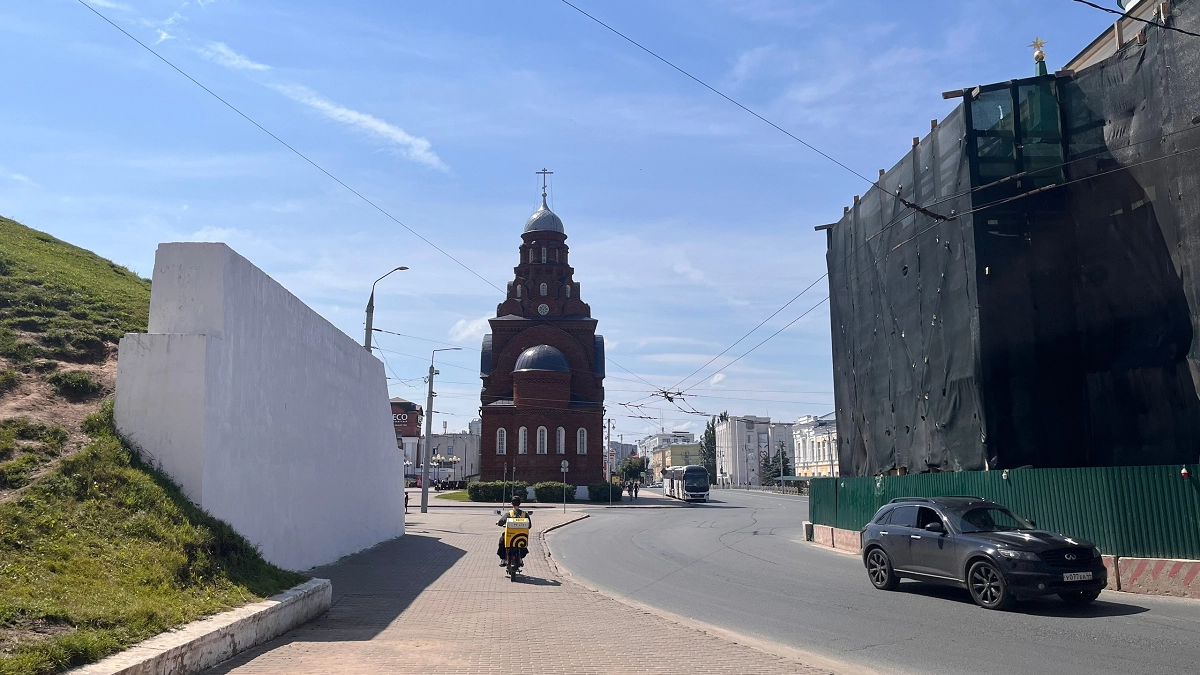После 50 лет нужно перестать делать только одно — и жизнь наполнится счастьем: совет Омара Хайяма