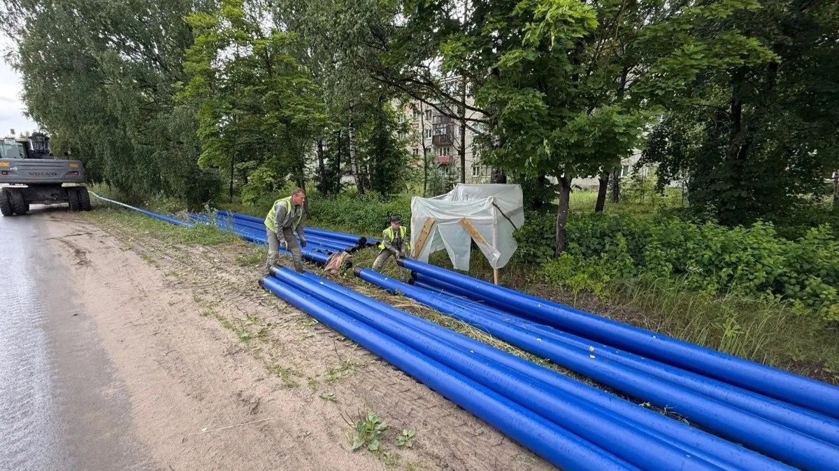 В поселке Вольгинский меняют изношенные сети водоснабжения