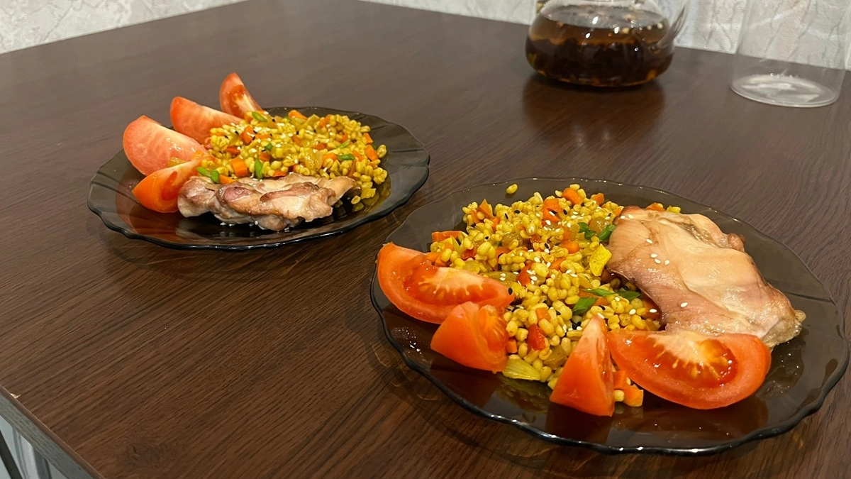 Булгур заливаю водой и крошу овощи — аромат на всю кухню, а вкус как в дорогом ресторане