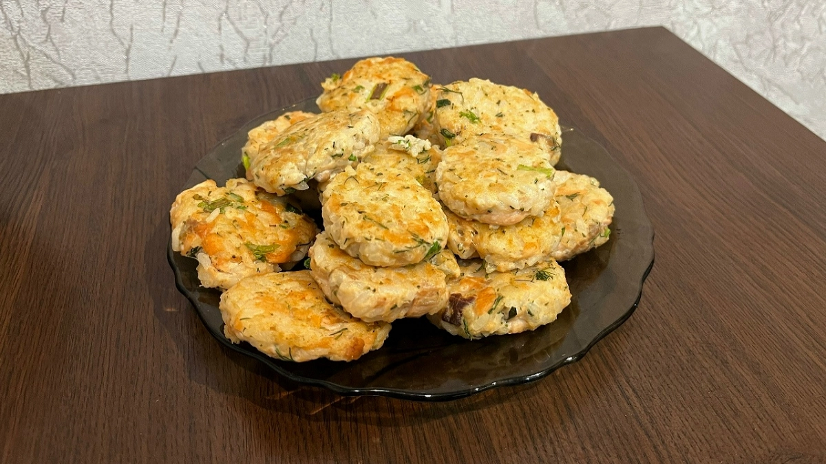 Капустные котлеты: рецепт с кефиром и содой — дешевле мясных и вкуснее в миллион раз