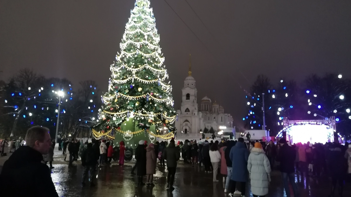 Новогодние праздники-2027 перенесли и сократили: как будем отдыхать в январе - ответ Минтруда