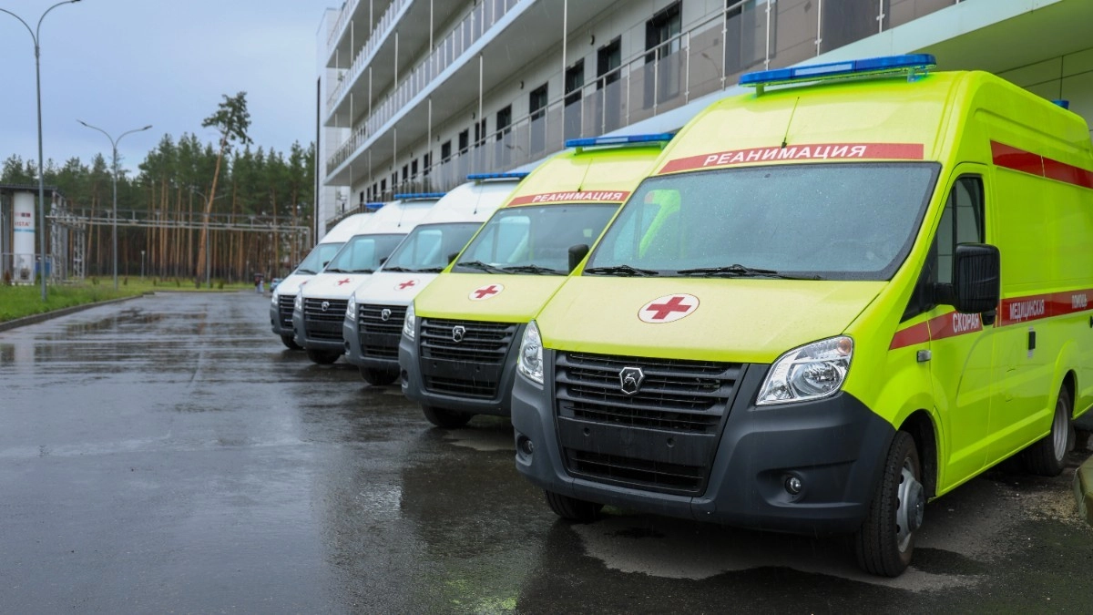 Владимирские больницы получили пять новых машин скорой помощи