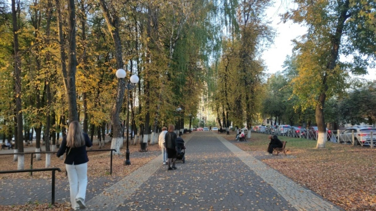 "Готовьтесь к самой непонятной осени за последние 50 лет": синоптики обновили прогноз на сентябрь — расслабиться не выйдет