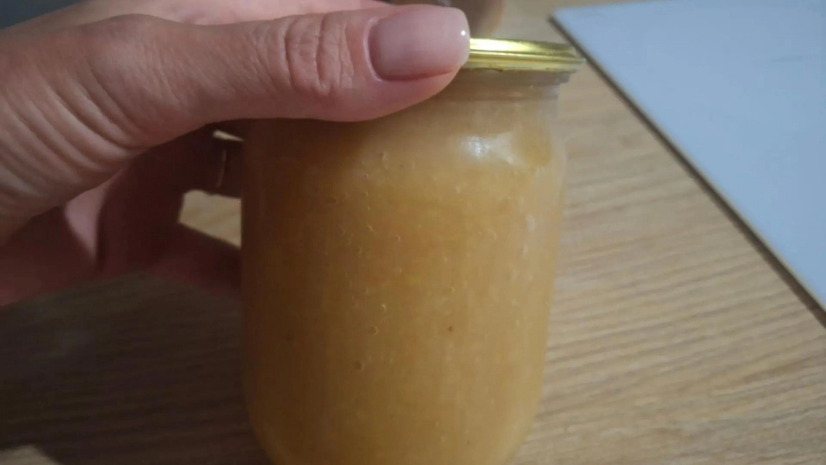 Как открыть закатанную банку без открывашки и ножа: как жаль, что узнала об этом только в 43 - просто и без усилий