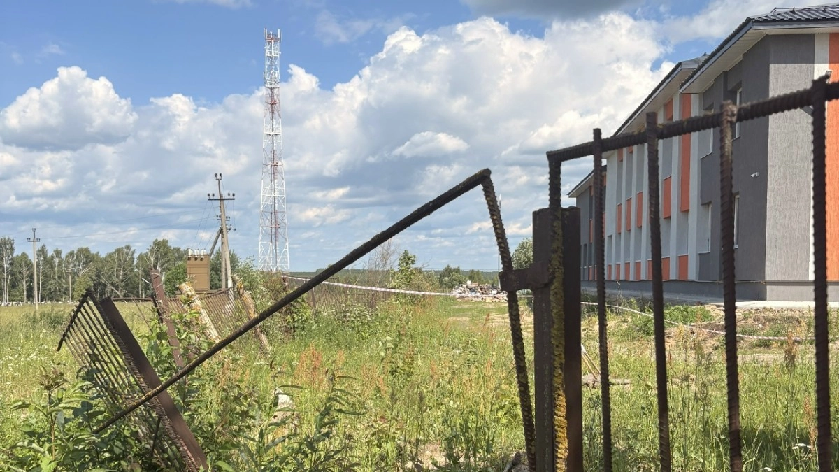 В Илькинской школе дети не были в безопасности из-за поврежденного забора