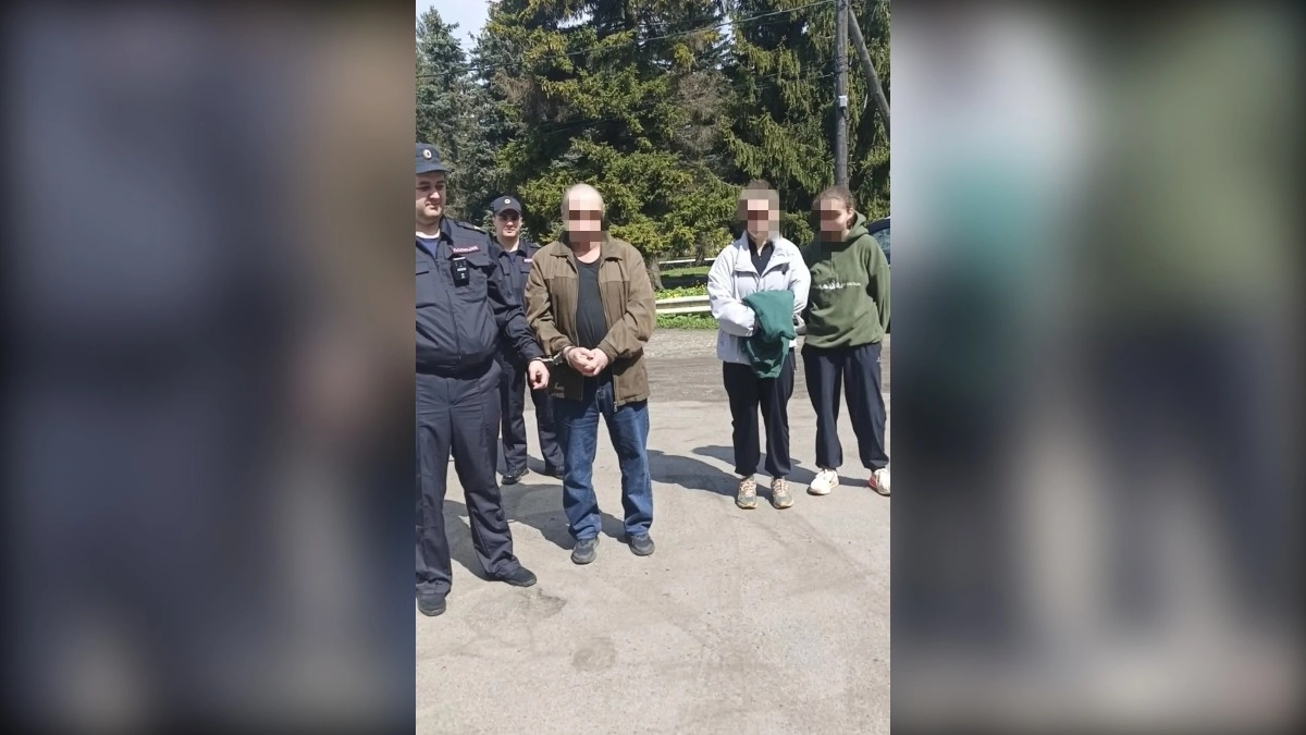 В Юрьеве-Польском мужчина в квартире устроил пьяную поножовщину