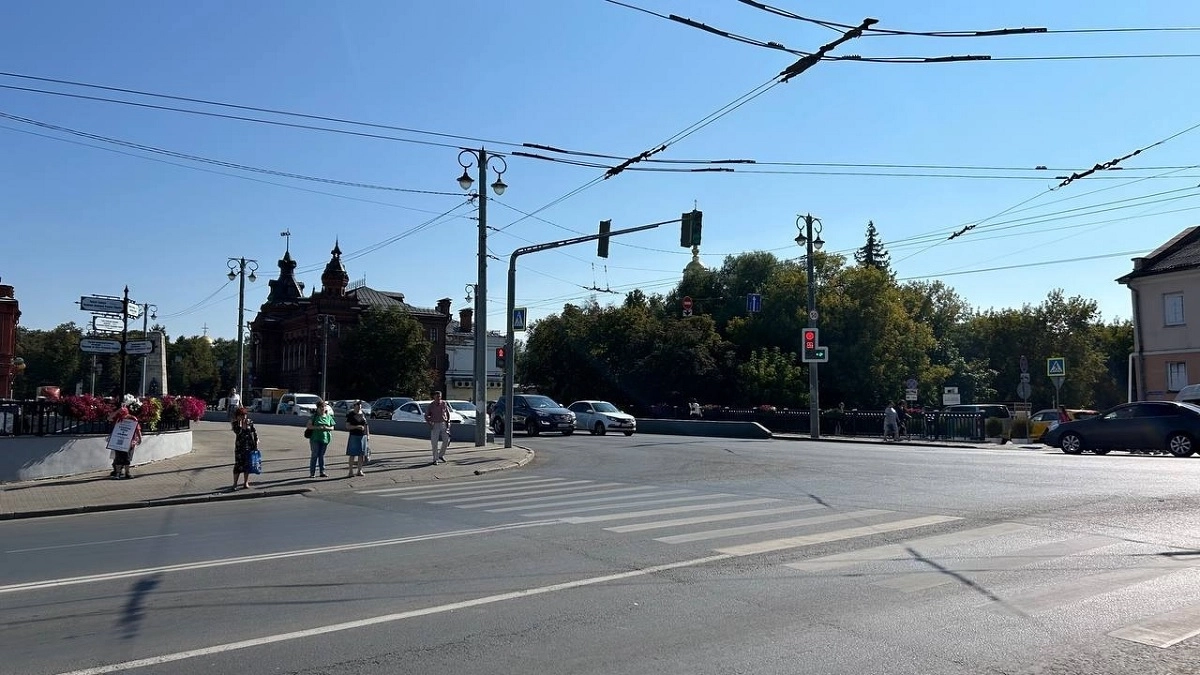 Синоптики назвали даты бабьего лета в России: где будет +28 до октября, а где — заморозки уже в начале сентября
