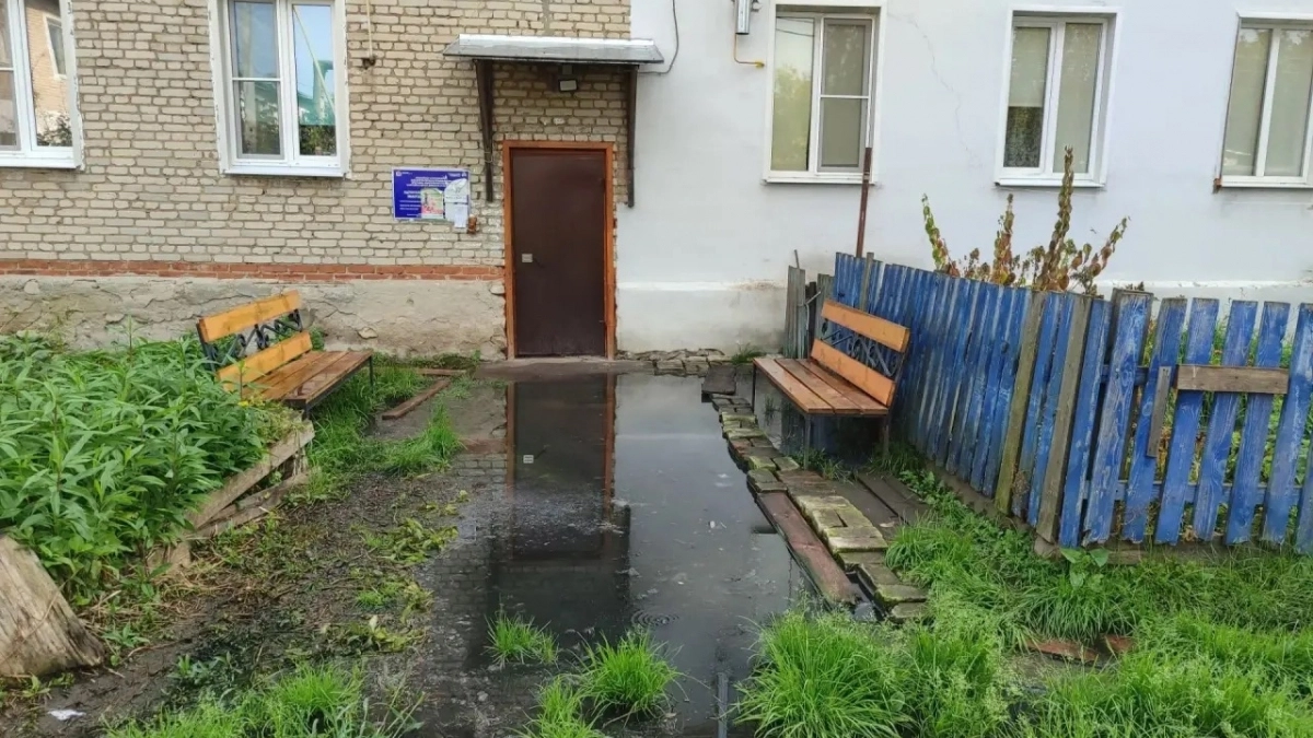 В Муроме подтопило несколько жилых домов из-за аварии на коллекторе