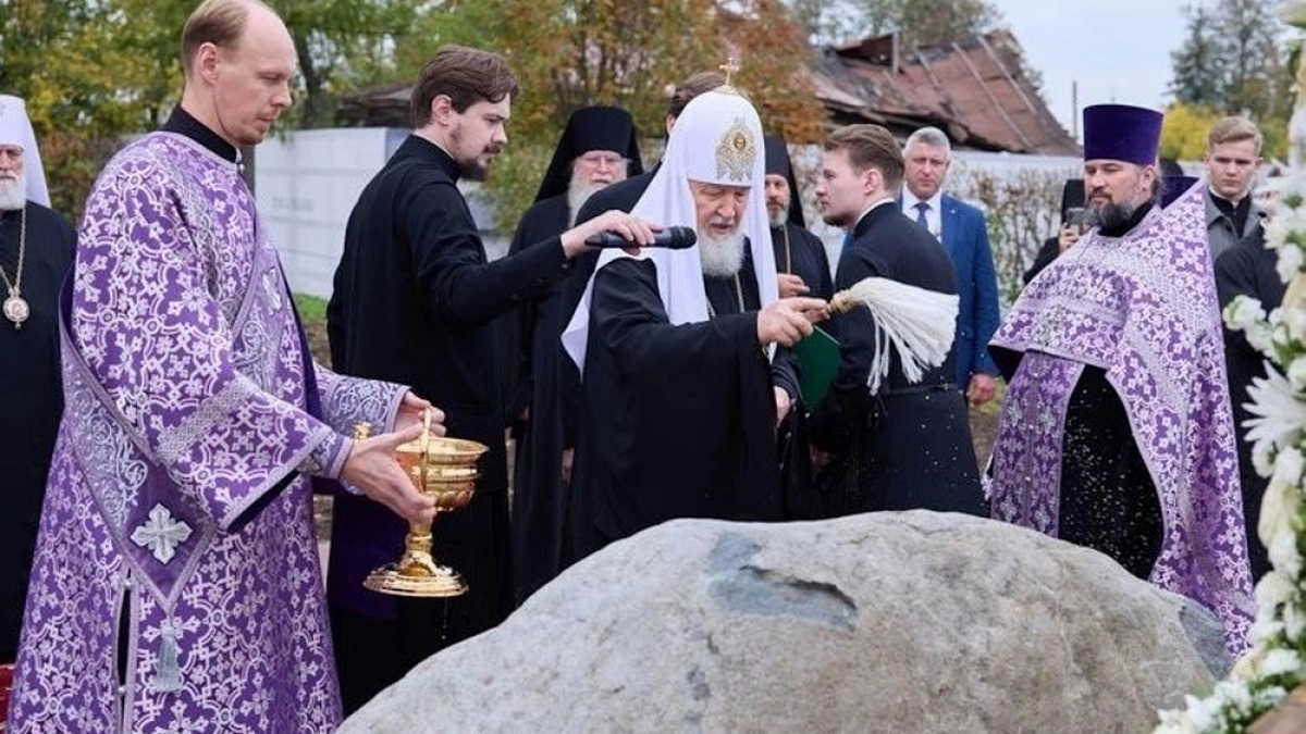 Патриарх Кирилл посетил суздальские монастыри