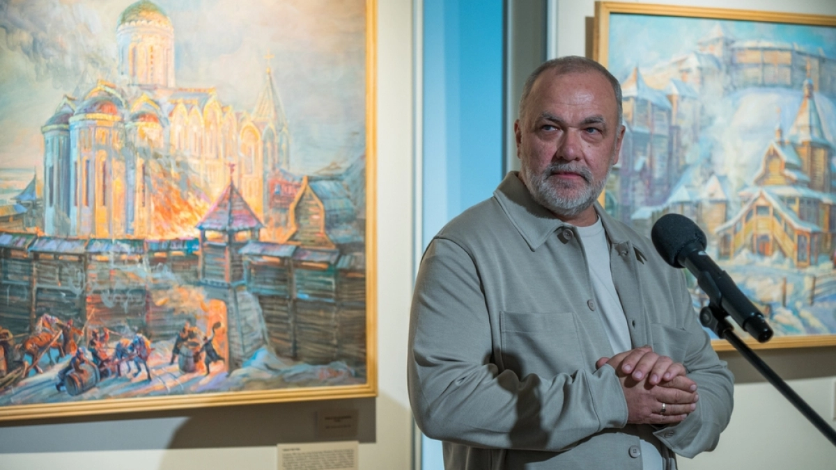 Во Владимире открылась авторская выставка картин по истории XII–XIV веков
