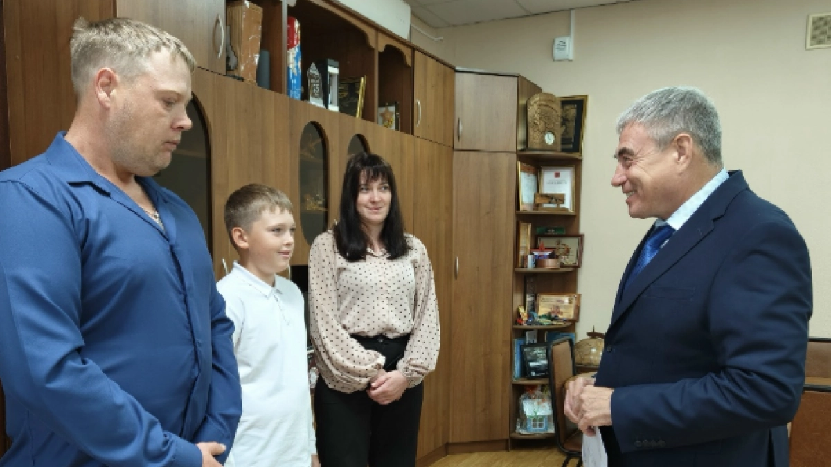 Семья из Ковровского района получила выплату на покупку квартиры