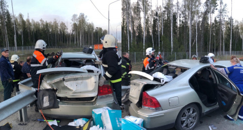 Спасатели деблокировали пострадавшего в ДТП на трассе М-12 в Петушинском районе 