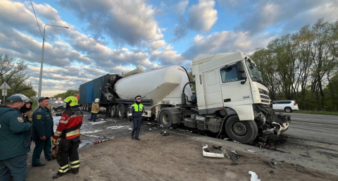 Стали известны подробности утреннего ДТП на повороте в Энергетик