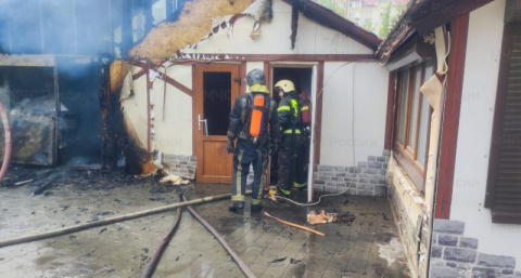 В Коврове на территории парка загорелось кафе