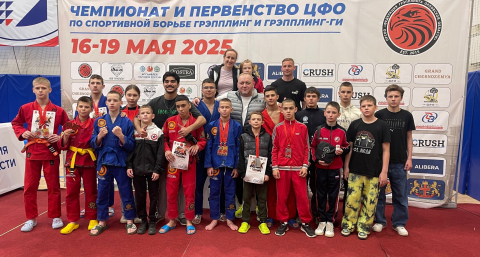 Владимирские борцы завоевали 27 медалей чемпионата и первенства ЦФО