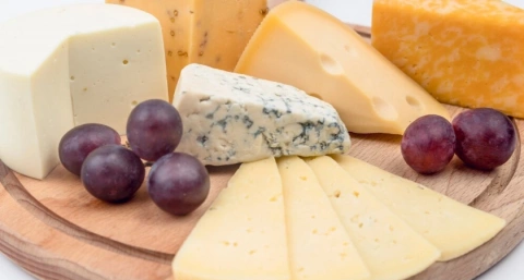 Топ-5 полезных для сердца сыров: минимум соли, максимум вкуса - врачи рекомендуют