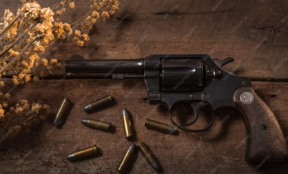 Житель Владимира переделал сигнальный «Наган» в боевое оружие