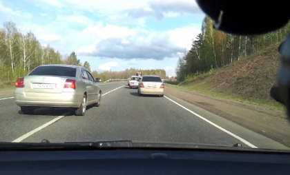 12 водителей попались на выезде на встречную полосу в Ковровском районе