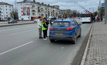 Владимирская ГАИ вместе со школьниками провела акцию ко Дню памяти жертв ДТП