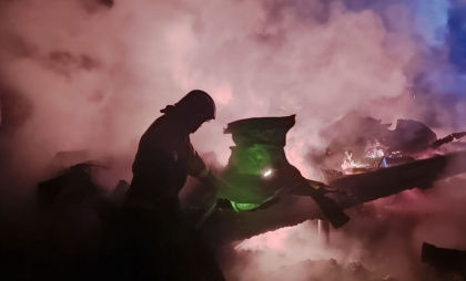 Ночью в Александровском районе загорелся дачный дом