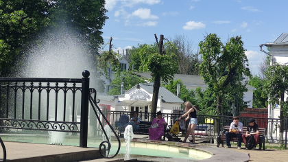 Лето-2026 обещает быть "пёстрым": куда нагрянет "адская" жара, и где ожидаются дожди и прохлада? Новый прогноз по регионам