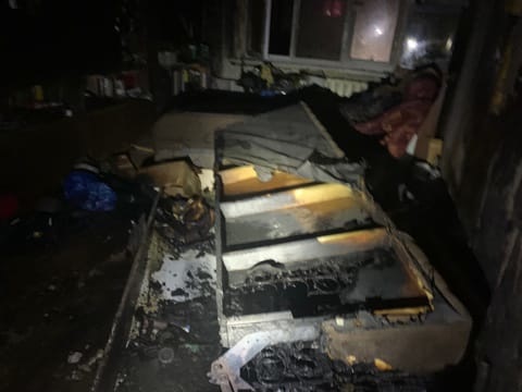 Александровские пожарные спасли двоих детей из горящего дома