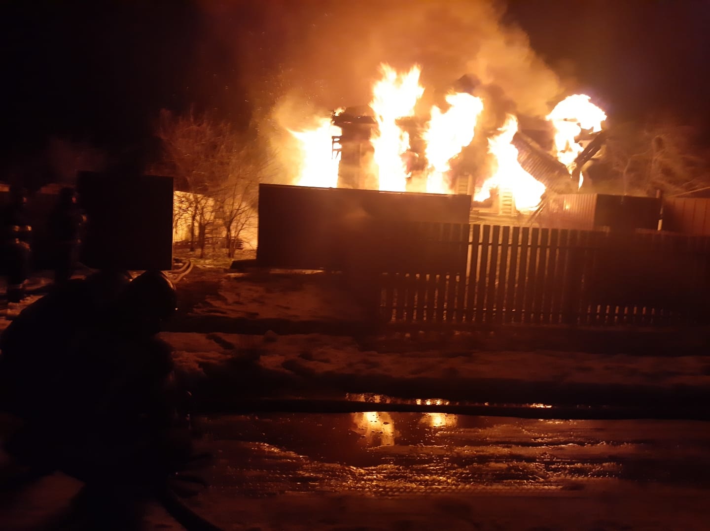 Во Владимирской области из-за позднего вызова пожарных погибла пенсионерка