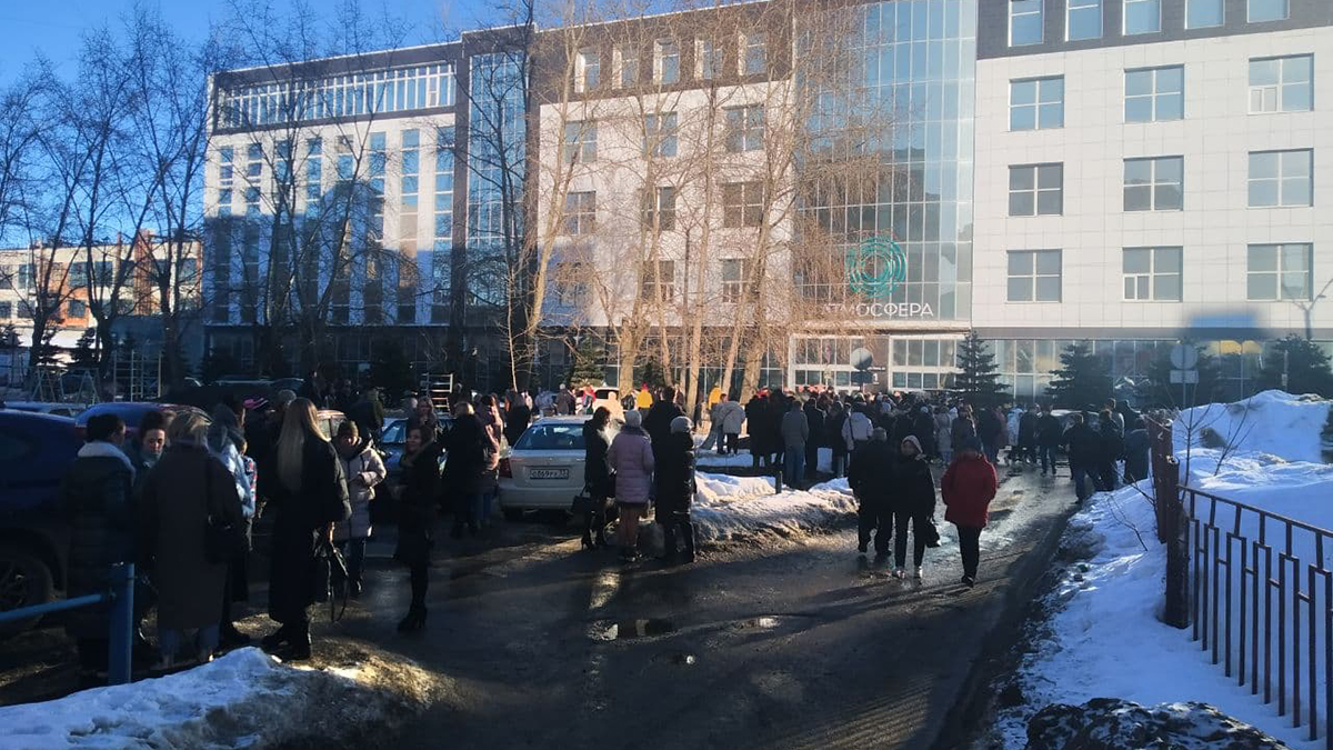 Владимирцев эвакуировали из фитнес-клуба "Атмосфера"