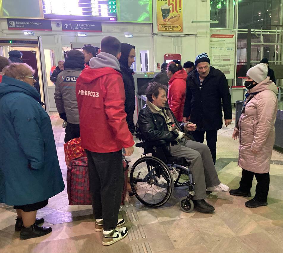 Во Владимирскую область прибыли еще 490 беженцев с Донбасса