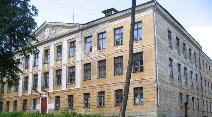 Во Владимирской области учитель подняла руку на девятиклассницу