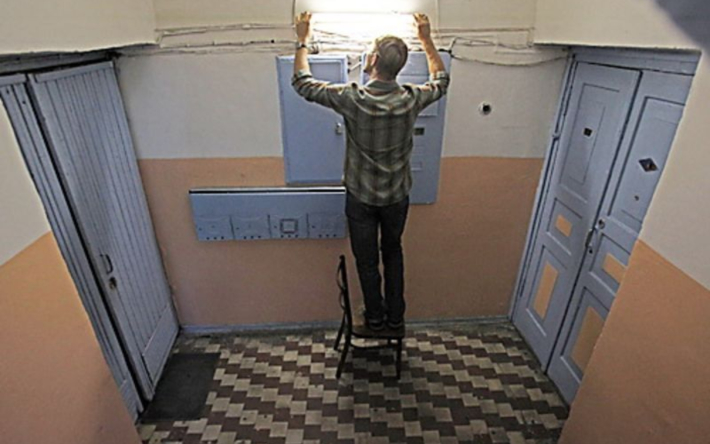 В Судогодском районе экс-начальник электросетей раздавал свет бесплатно