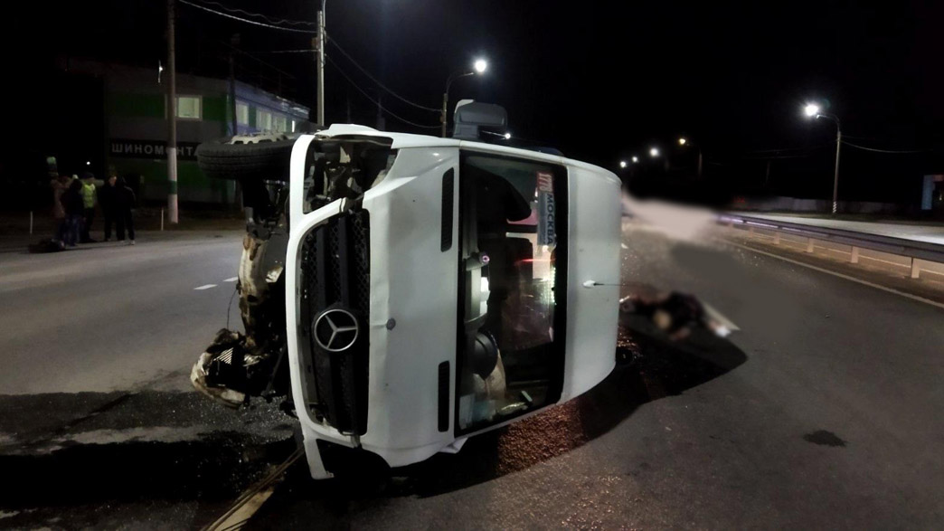 Страшная авария в Собинском районе: перевернулся микроавтобус