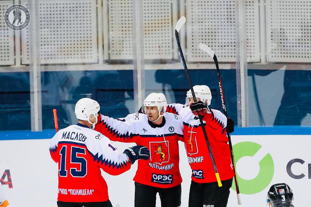 Владимирские хоккеисты вырвали серебро "Ночной хоккейной лиги"