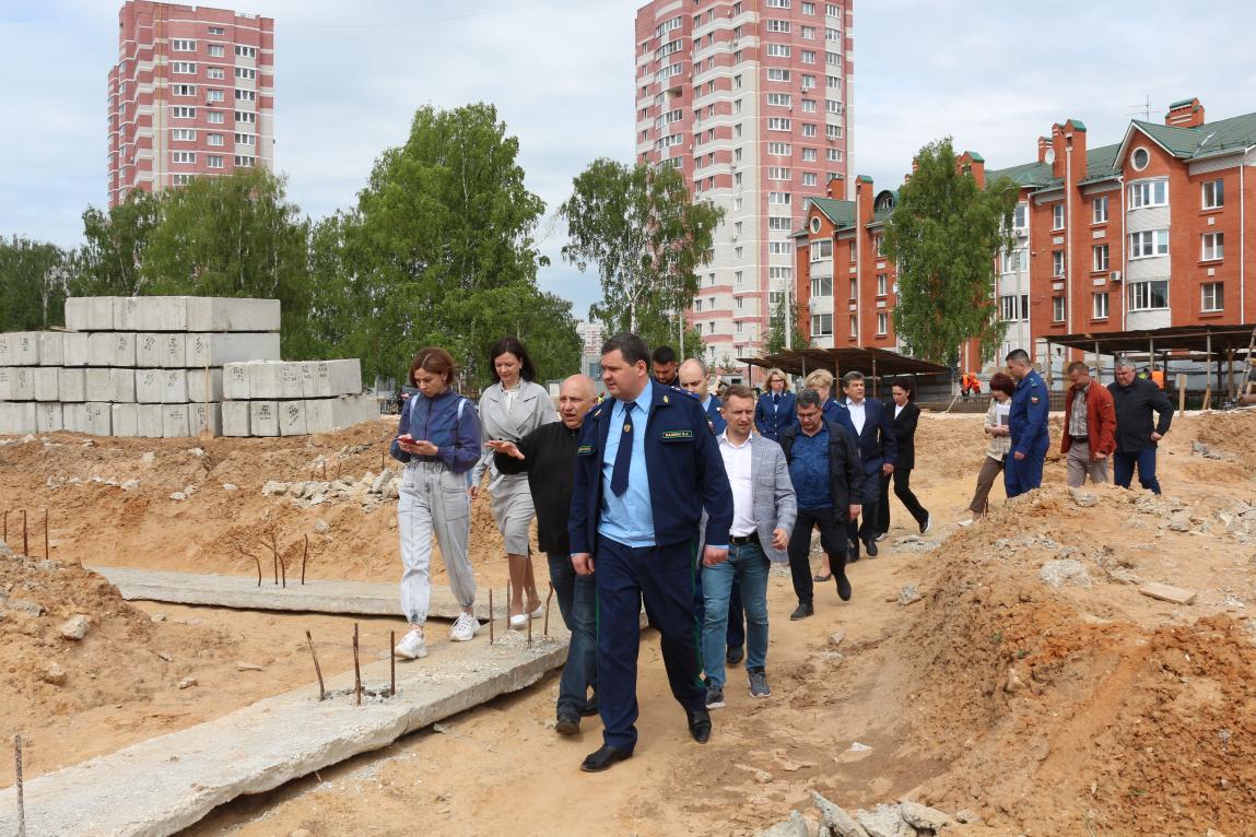 При строительстве школы в Коврове обнаружены приписки на миллионы рублей