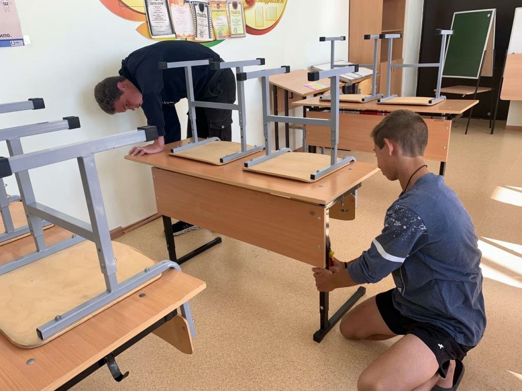 В период летних каникул владимирских подростков принимают на работу официально