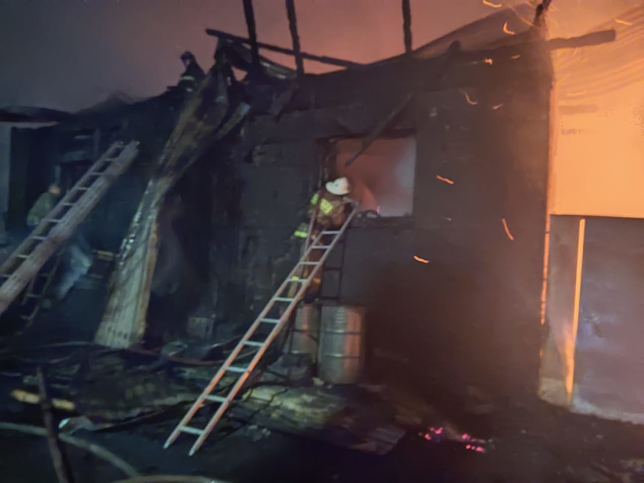 В Вязниковском районе сгорел жилой дом