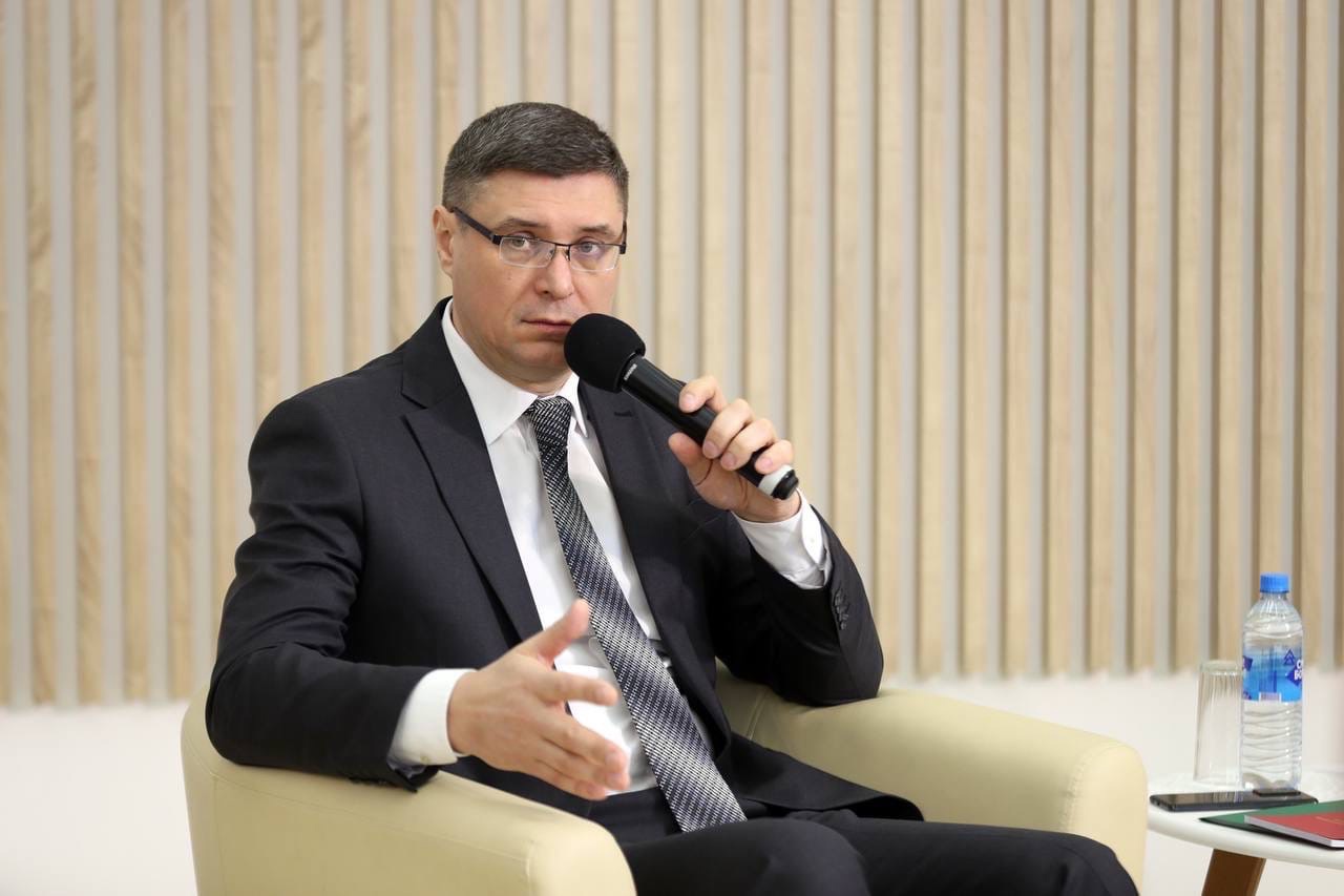 Авдеев примет участие в международном экономическом форуме в Санкт-Петербурге