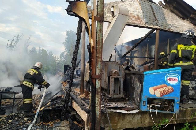 Здание-холодильник сгорело этой ночью в Муроме
