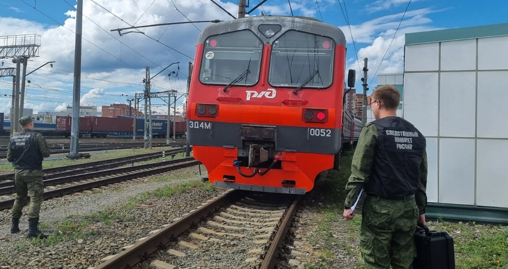 В Александровском районе мужчину насмерть сбил скорый поезд