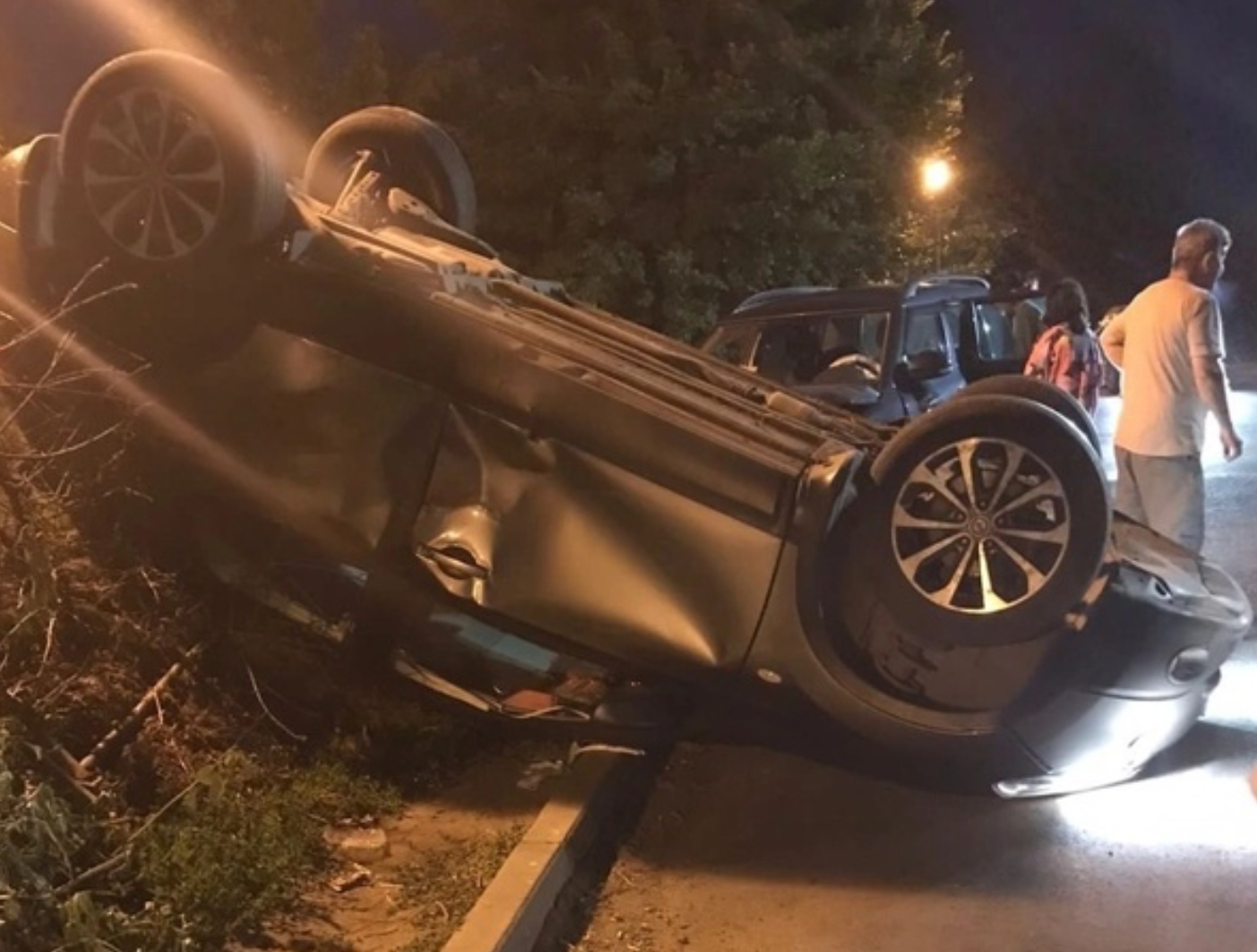 Ночью в Суздале в результате ДТП перевернулся легковой автомобиль