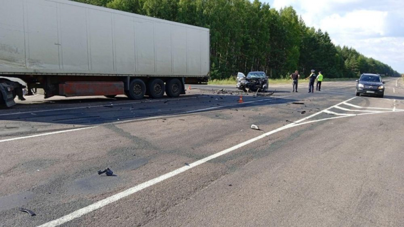 На окружной дороге Гусь-Хрустального произошло тройное ДТП с участием фуры