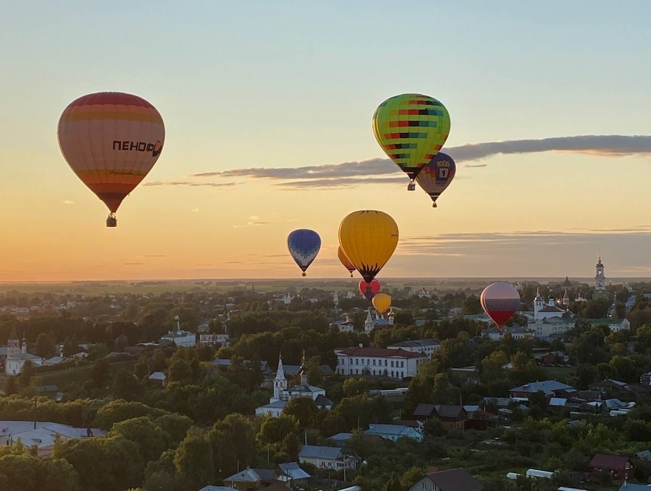 Владимирцев приглашают полетать на воздушных шарах