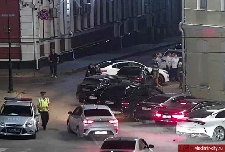 Владимирские дружинники ловят пешеходов-нарушителей даже по ночам