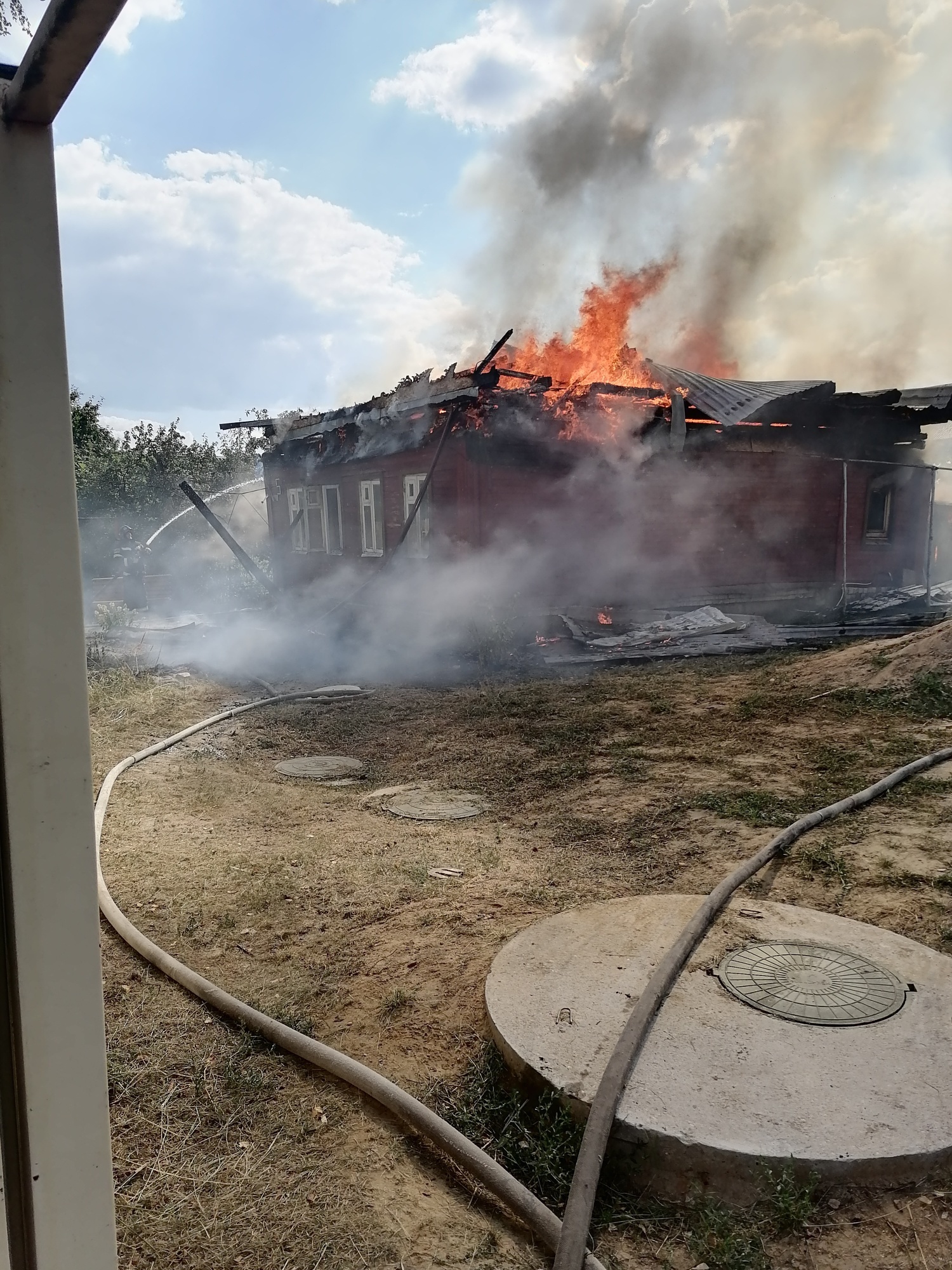 В Петушках из-за несвоевременного звонка сгорел жилой дом 