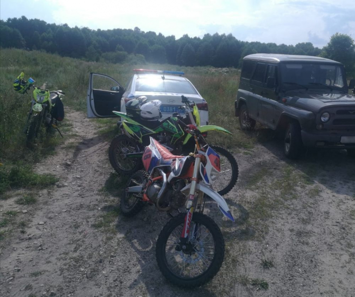 Госавтоинспекторы устраивают во Владимирской области облавы на бесправных мотоциклистов