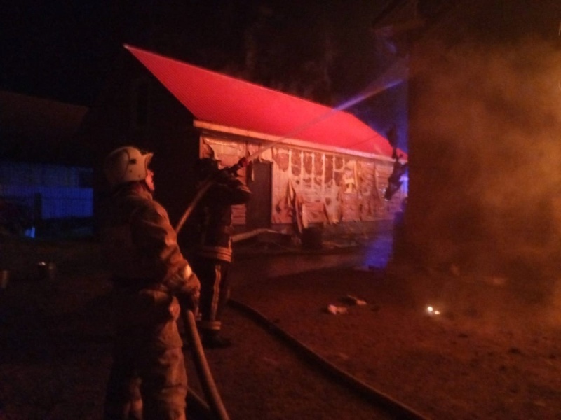 Во Владимирской области сын зарезал своих пожилых родителей и поджег их дом