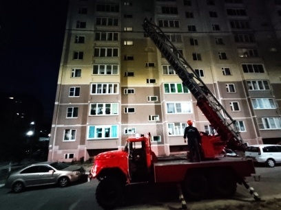 Во Владимире из горящего дома эвакуировали 62 человека